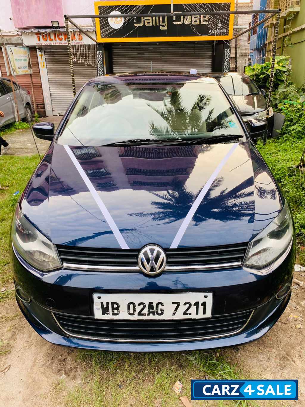 Night Blue Volkswagen Vento 1.5 TDI Highline