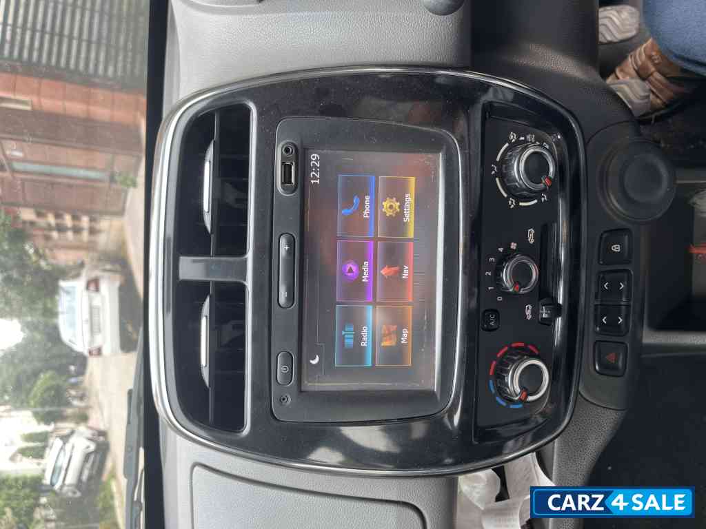 Renault Kwid Petrol RXT