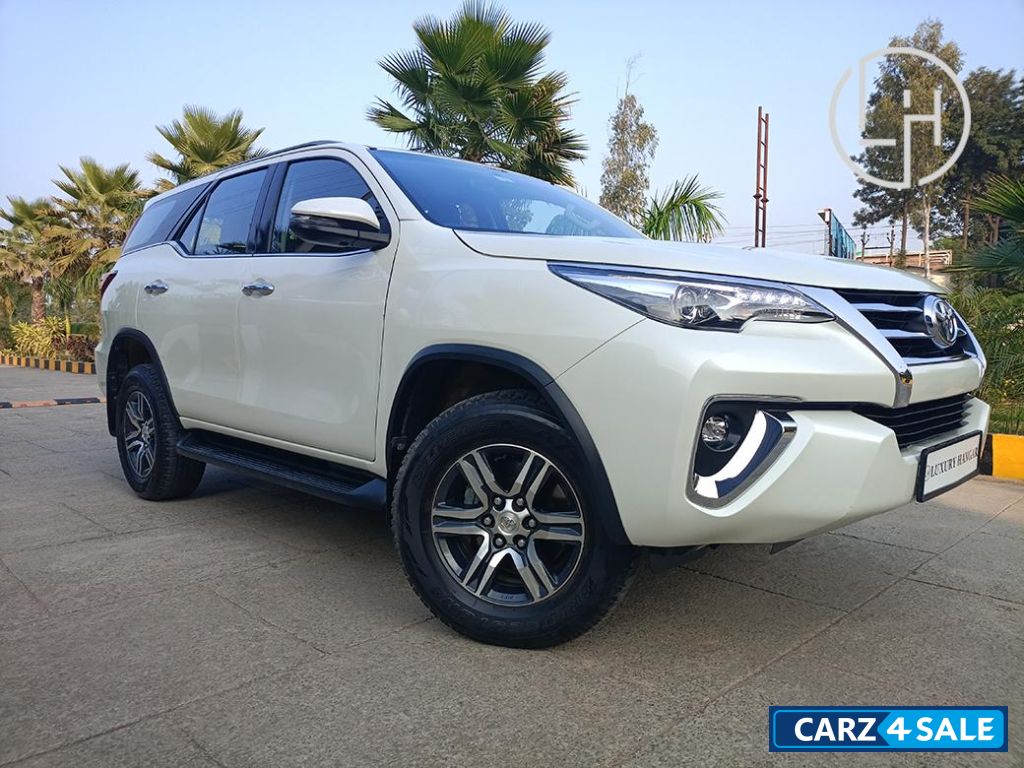 Toyota Fortuner 4*4