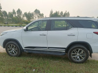 Toyota Fortuner 4*4