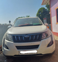White Mahindra XUV 500 W6