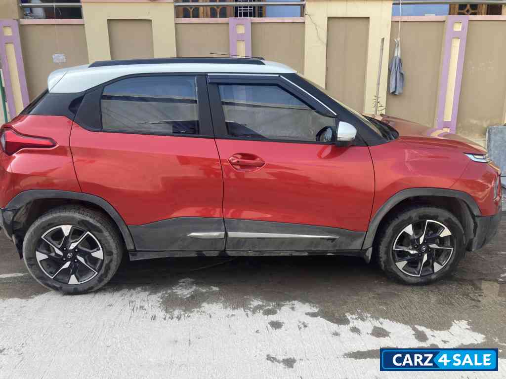 Body Red & Top Wight Tata Punch Creative IRA DT Manual