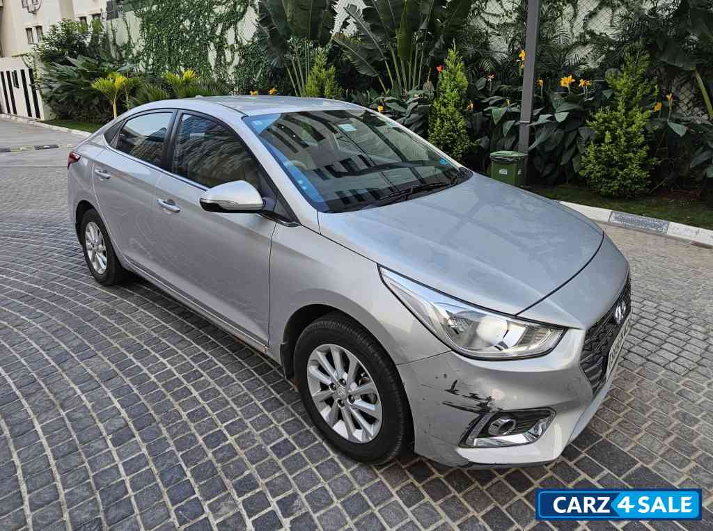Hyundai Verna VTVT EX ST 1.6