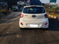 White Hyundai i10 Grand i10 era 1.1crdi