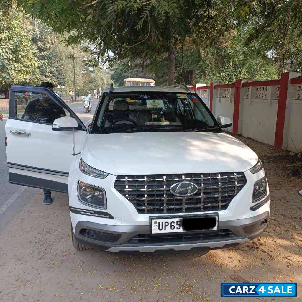 Hyundai Venue S+ 1.2 Kappa petrol manual