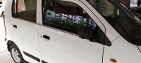 Superior White. Maruti Suzuki Wagon R LXI