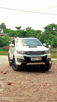 White Toyota Fortuner 4*2 Automatic