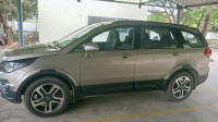 Tata Hexa XT