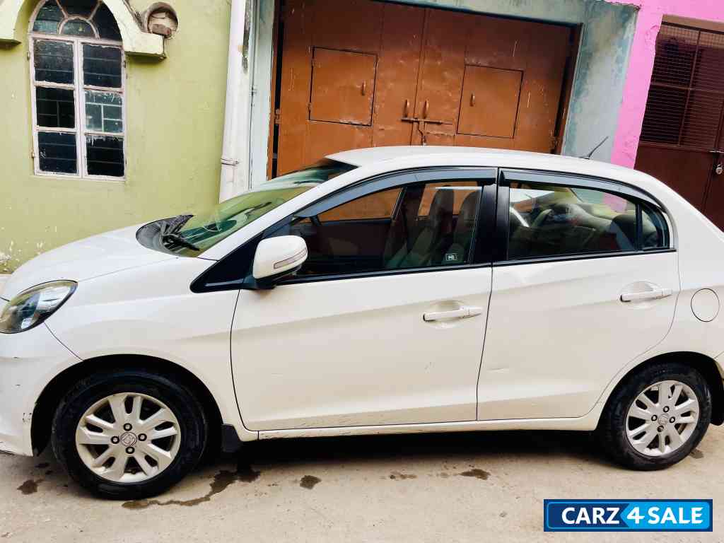 Honda Amaze Diesel 2013