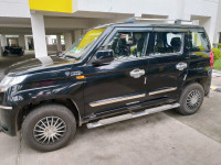 Mahindra TUV300 T4 plus