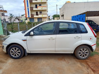 White Ford Figo 1.4 Titanium diesel