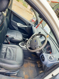 White Ford Figo 1.4 Titanium diesel