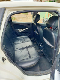 White Ford Figo 1.4 Titanium diesel