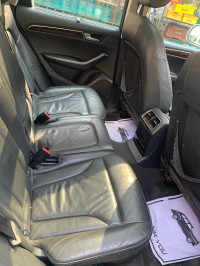 Silver Audi Q5 TDI 3.0