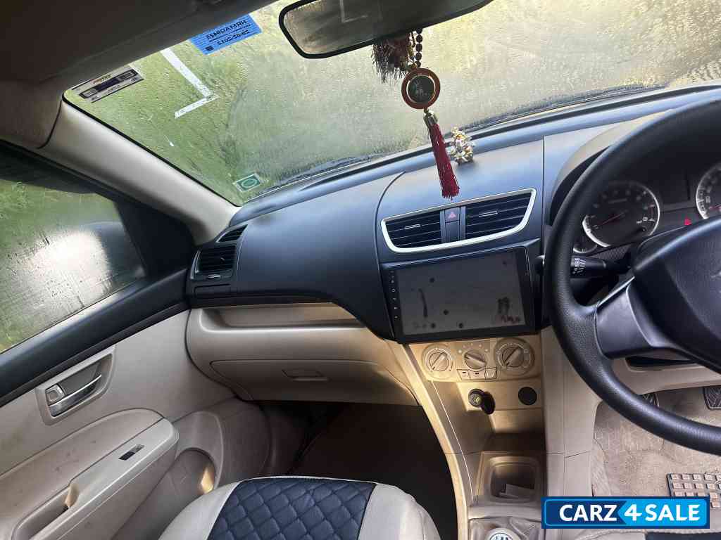 Silver Maruti Suzuki Dzire Vxi