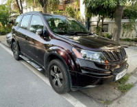 Mahindra XUV 500 W8