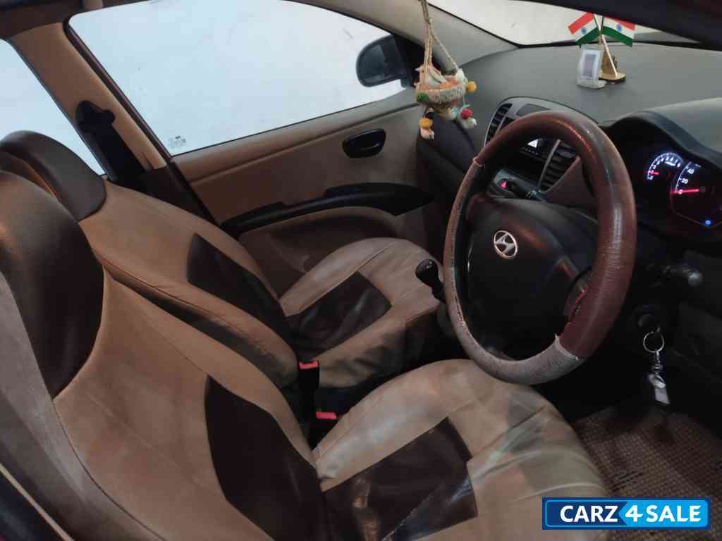 Garnet Red Hyundai i10 Petrol