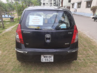 Black Hyundai i10 Magna 1.2