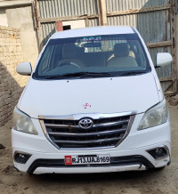 Toyota Innova 2.5 g
