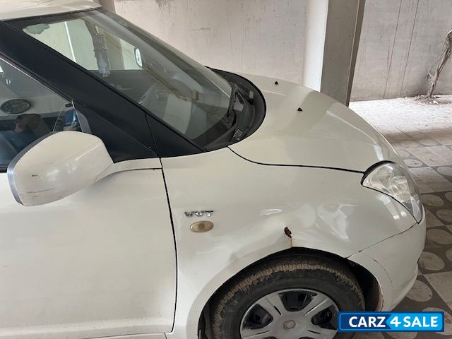 Maruti Suzuki Dzire vxi cng