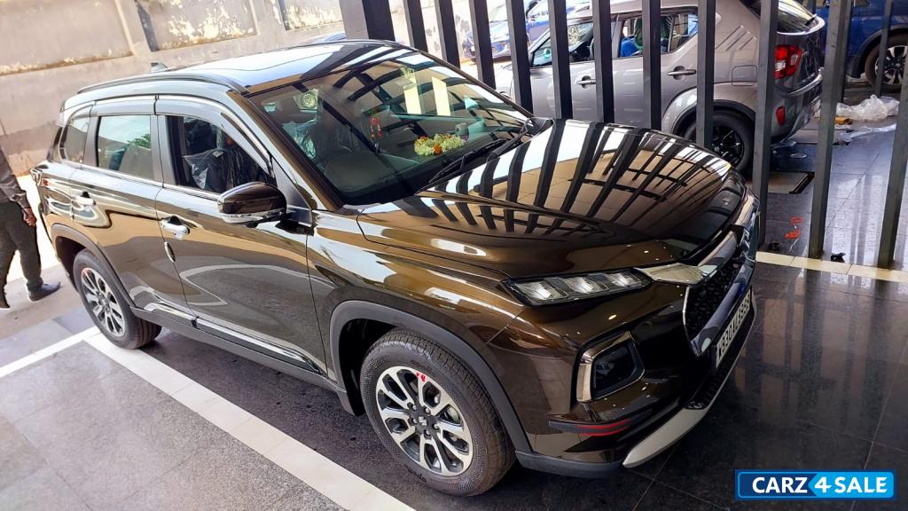 Chestnut Brown Maruti Suzuki Grand Vitara SMART HYBRID ALPHA