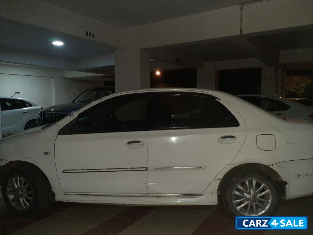 Toyota Etios vx Toyota Etios vx