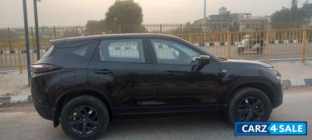 Tata Harrier Xt+plus dark edition