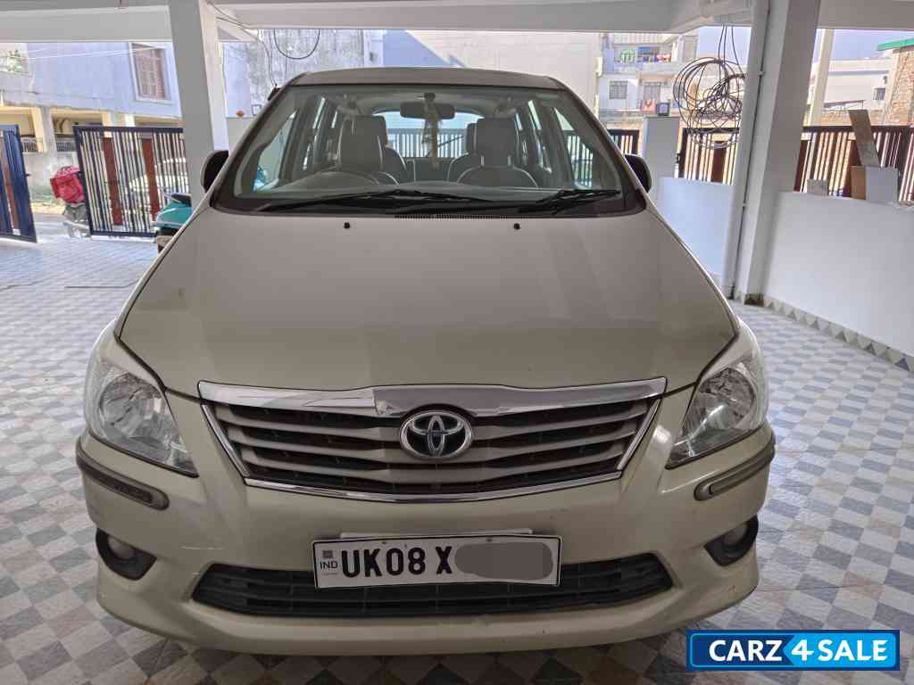 Beige Toyota Innova 2.5V 7 seater