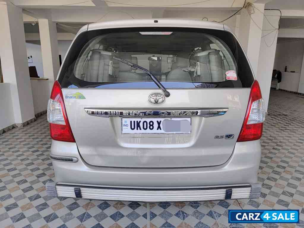 Beige Toyota Innova 2.5V 7 seater