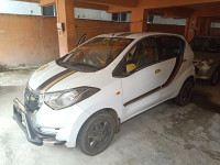 White Datsun Redi-GO Gold 1.0