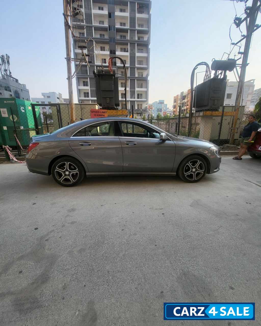 Silvery-grey Mercedes-Benz CLA 200 Sports