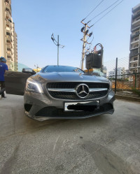 Silvery-grey Mercedes-Benz CLA 200 Sports