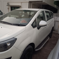 Mahindra Marazzo M4 8 SEATER 2018 Model