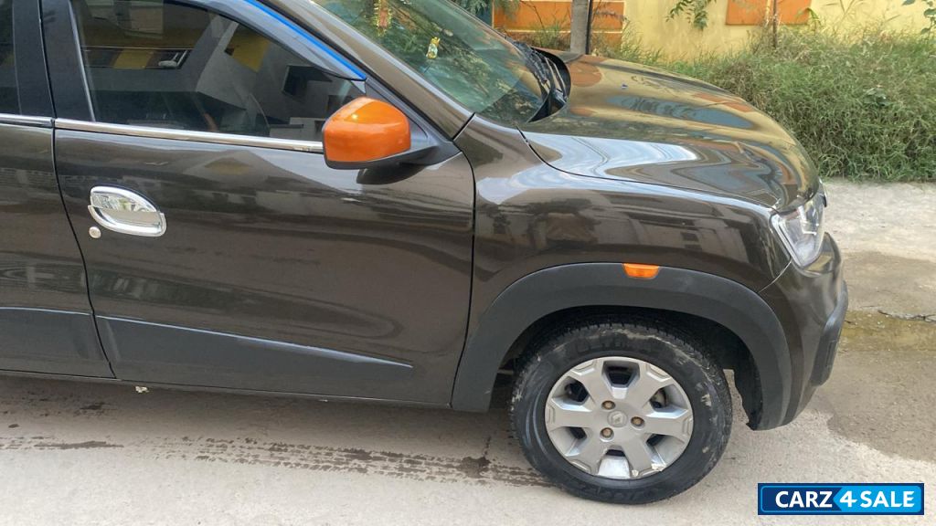 Renault Kwid RXT 1.0 AMT Easy-R