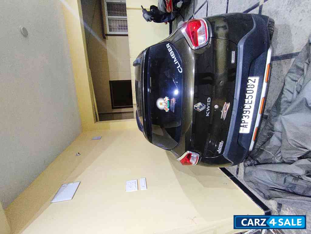 Renault Kwid RXT 1.0 AMT Easy-R