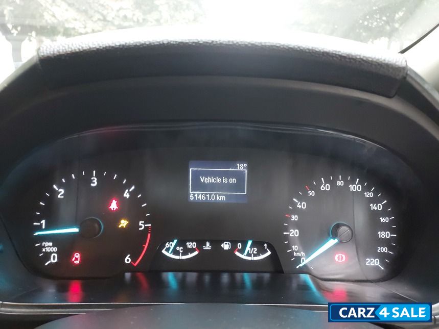 Silver Ford Ecosport Titanium TI-VCT