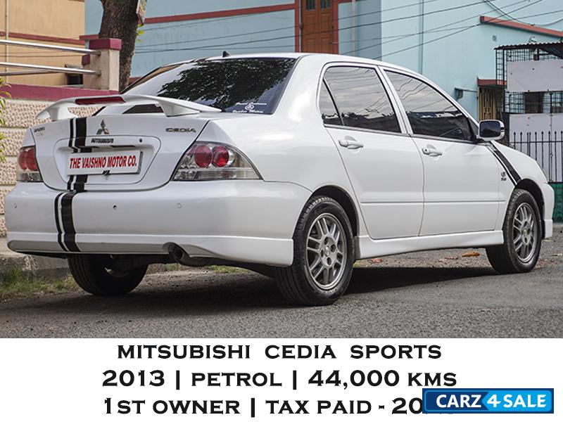 White Mitsubishi Cedia Sports