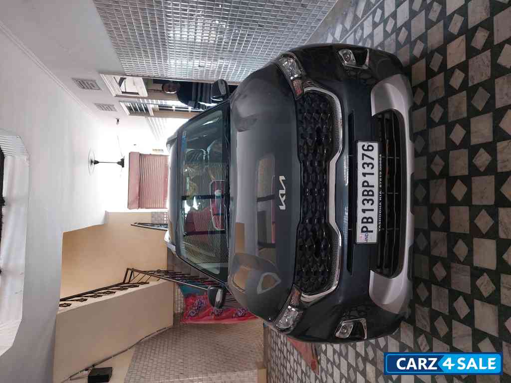 Black Kia Sonet Htk plus 1.2