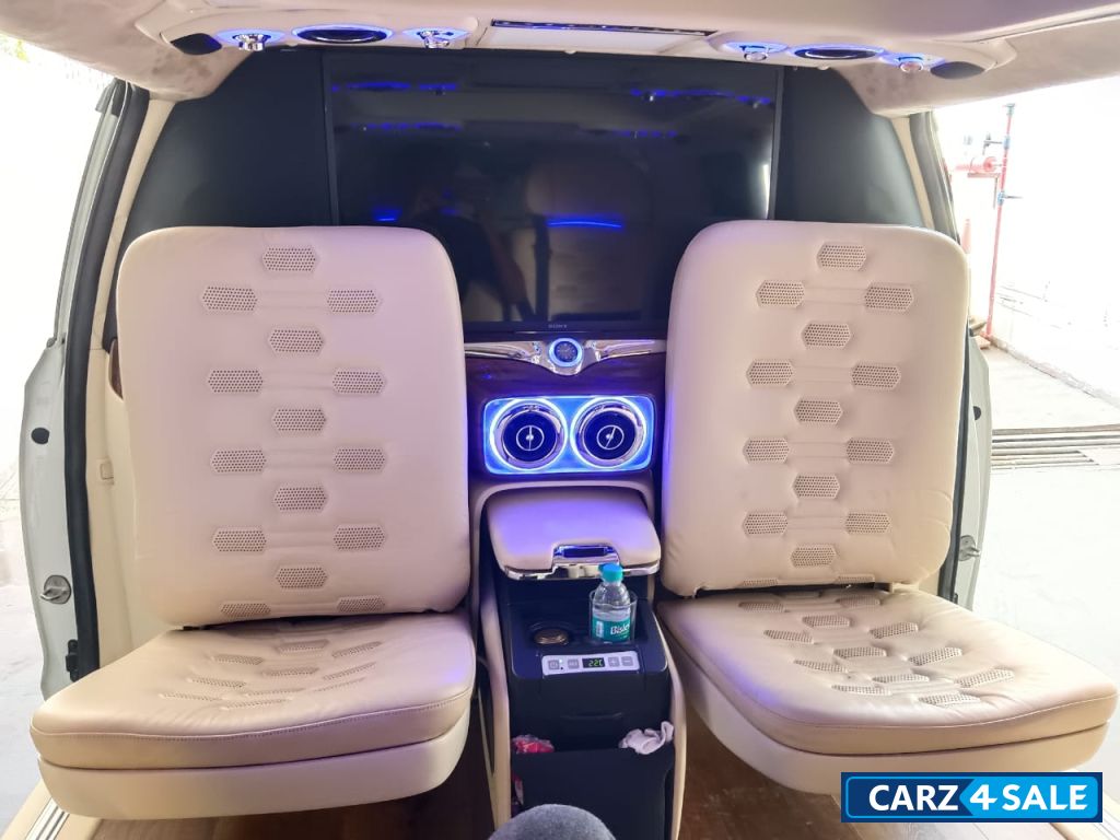 Kia Carnival LIMOUSINE 7