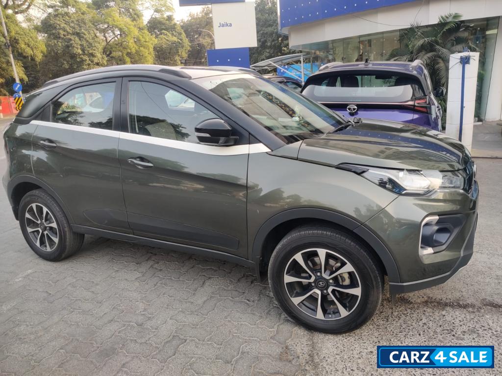 Tata Nexon 1.2 Revertron XZ Plus S
