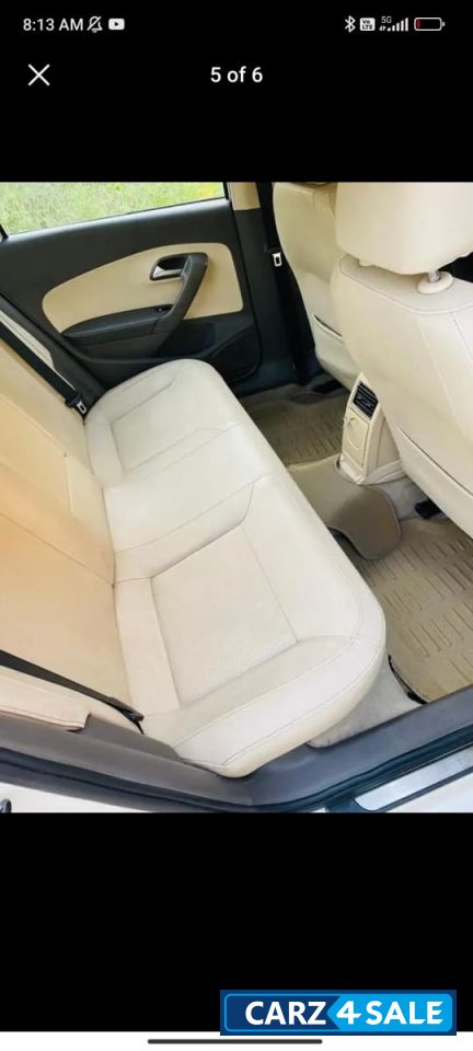 Volkswagen Vento 2012 top