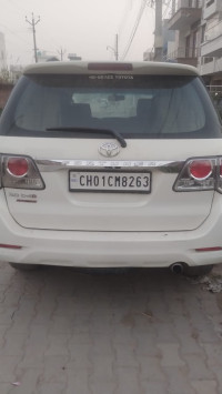 Toyota Fortuner 4x4 AT