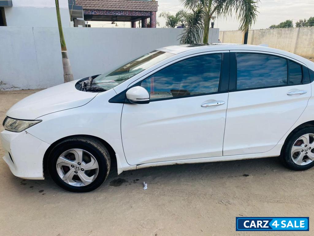 Honda City 1.5 vx omt i DTEC Honda City 1.5 vx omt i DTEC