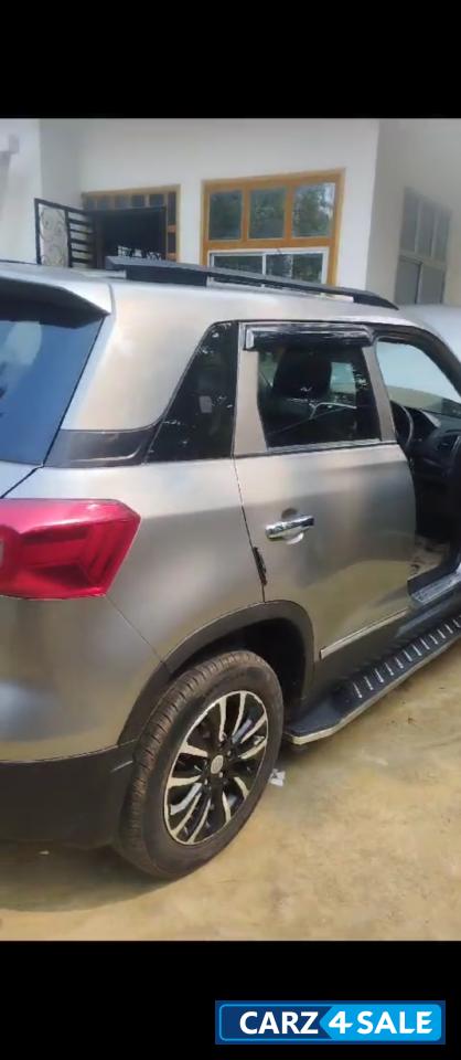 Grey Maruti Suzuki Vitara Brezza Lxi