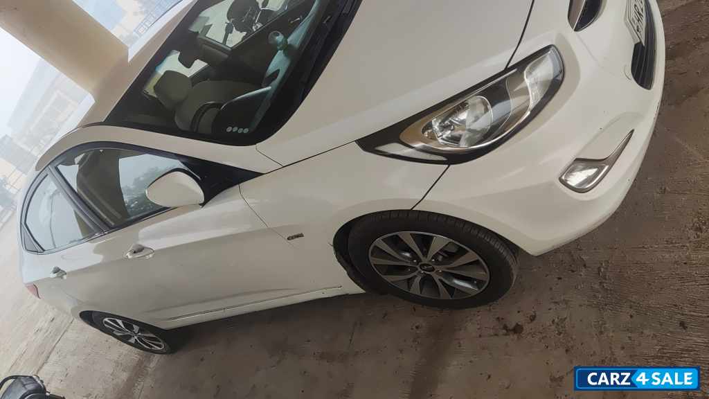 Hyundai Verna 1.6SX