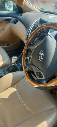 Royal Blue Hyundai Elantra SX VTVI