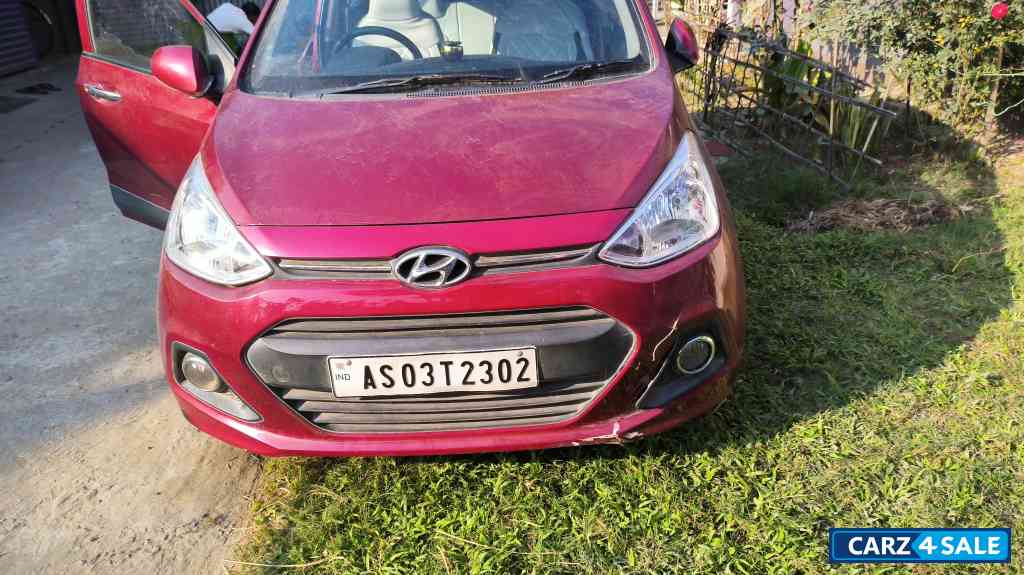 Wine Red Hyundai Grand i 10 Asta Wine Red Hyundai Grand i 10 Asta