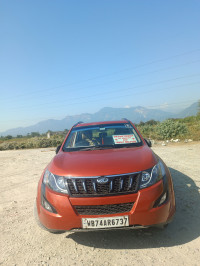 Sunset Orange Mahindra XUV 500 W10 R FWD