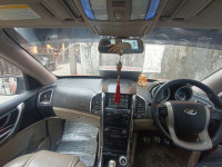 Sunset Orange Mahindra XUV 500 W10 R FWD