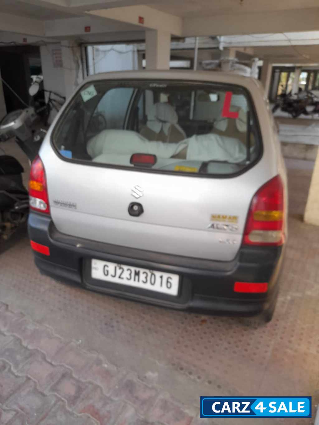 Silver Maruti Suzuki 800 Lxi bs4 cng plus petrol
